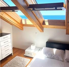 9 Bedroom Villa with Pool and Sea Views in Cavtat, sleeps 18